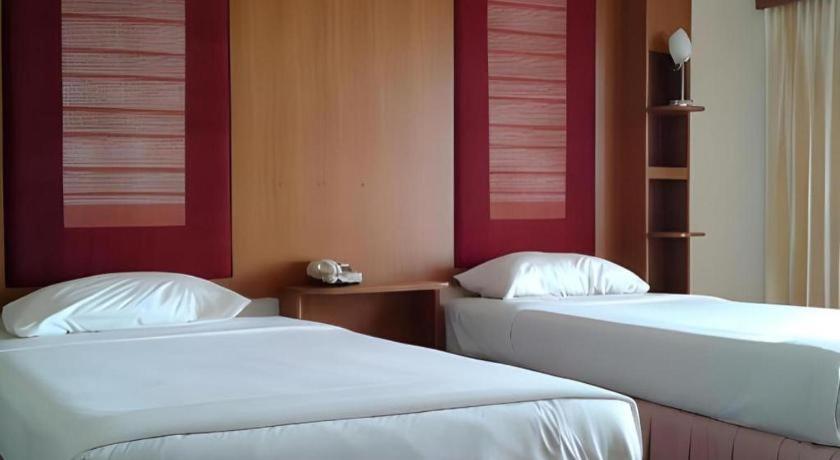 Pailyn Phitsanulok Hotel Exterior photo